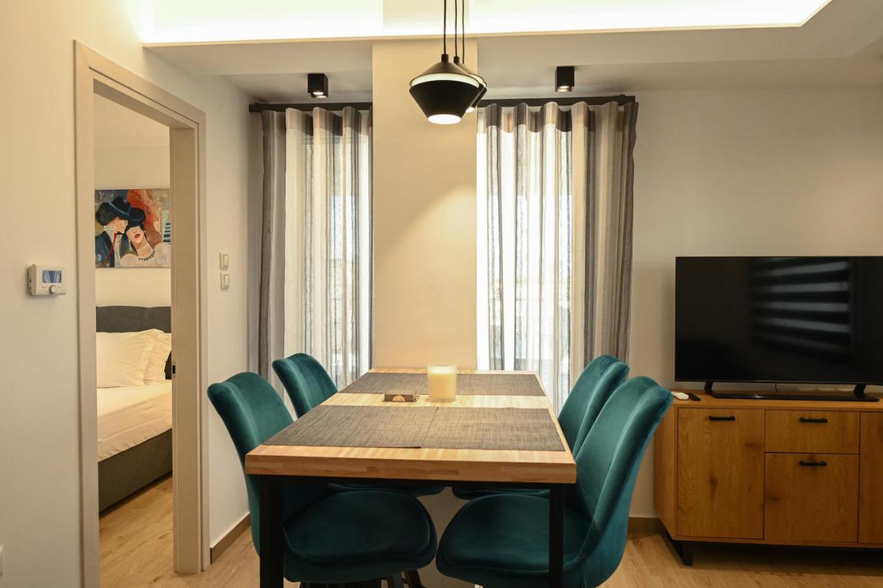 Larisa Hospitality I - Roof Top Apartment - With Free Parking Exterior photo